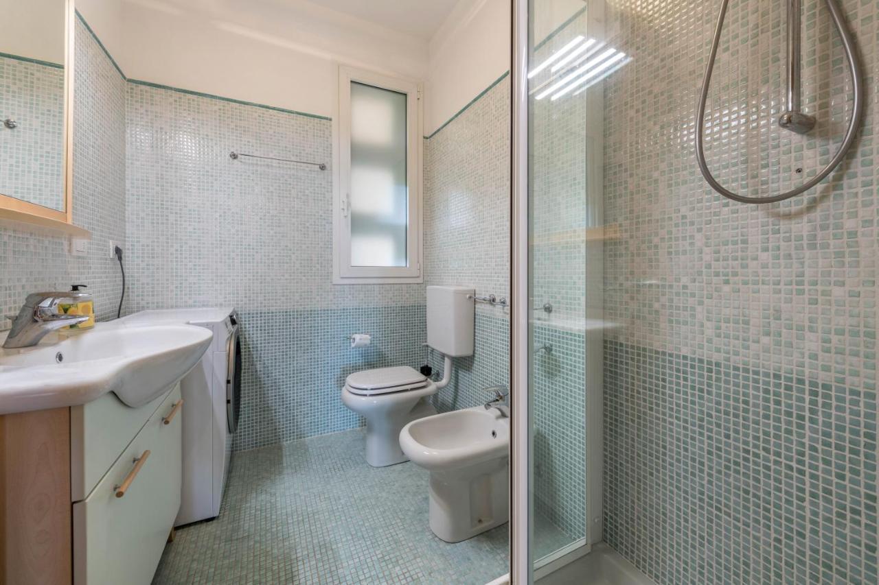 Casa Vacanze Blue Lake Padenghe sul Garda Exterior photo
