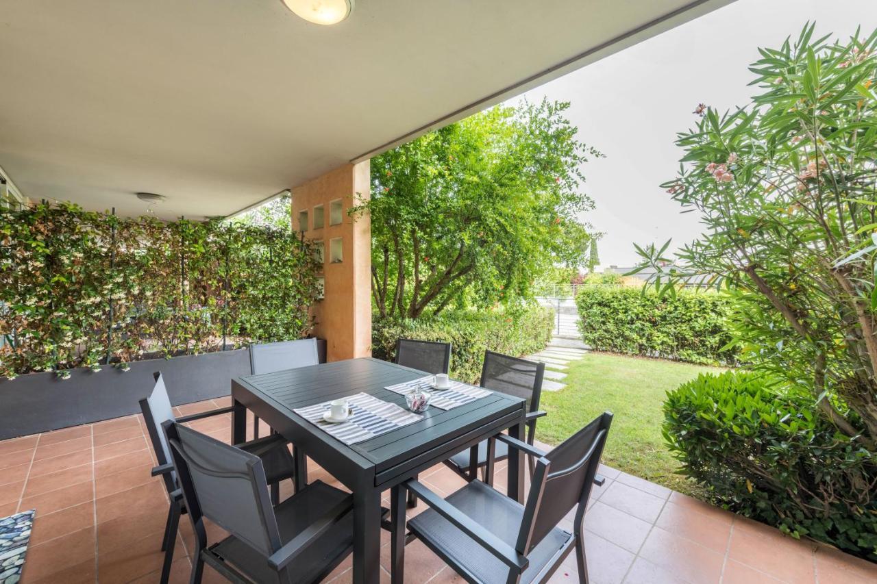 Casa Vacanze Blue Lake Padenghe sul Garda Exterior photo
